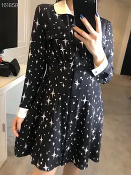 Vintage Star Print Long Sleeves Silk Dress Women 2020 Spring Runway Turn-down Collar High Waist Mini Black Designer Hot Dresses
Vintage Star Print Long Sleeves Silk Dress Women 2020 Spring Runway Turn-down Collar High Waist Mini Black Designer Hot Dresses