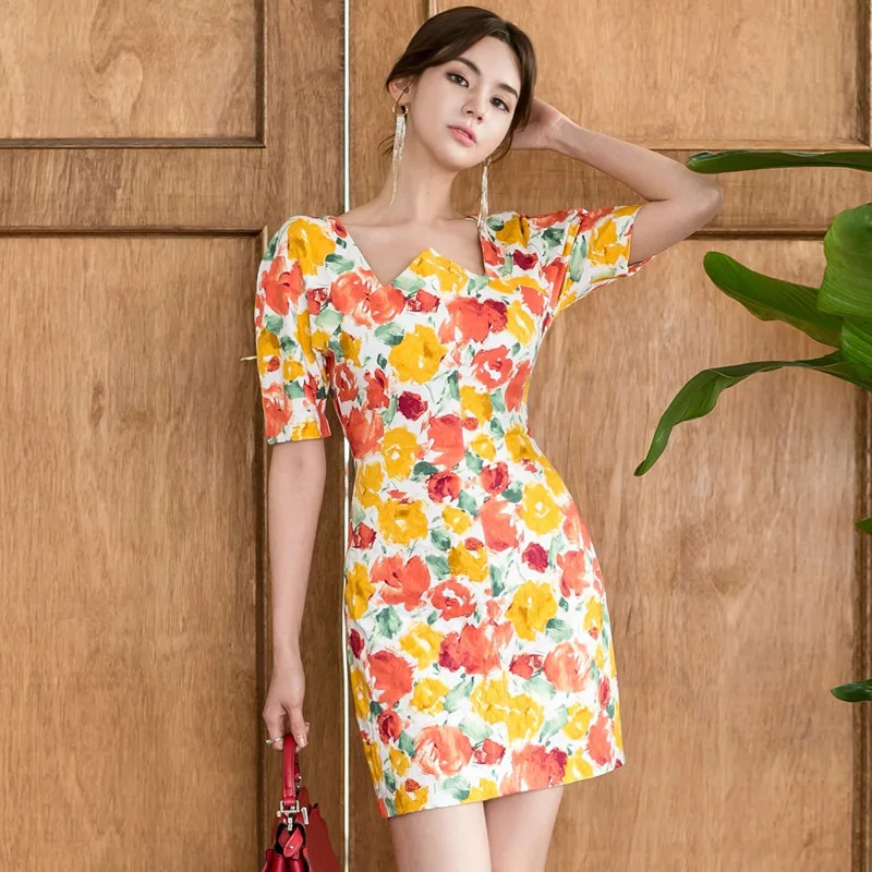 2019 Spring And Summer Korean-style Elegant W Collar Backless Printed Waist Hugging Slimming Dress One-step Skirt Short Skirt
2019 Spring And Summer Korean-style Elegant W Collar Backless Printed Waist Hugging Slimming Dress One-step Skirt Short Skirt