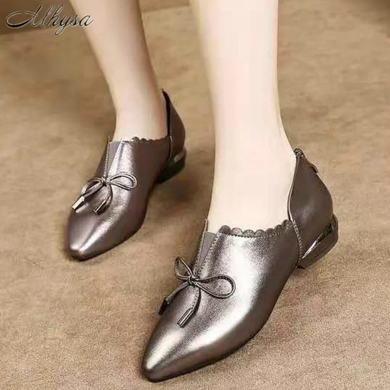 2020 Spring pointed Women Shoes Woman PU Leather Flat Shoes Female Casual Work Ballet Flats Women Flats size 35-41 ladies shoes
2020 Spring pointed Women Shoes Woman PU Leather Flat Shoes Female Casual Work Ballet Flats Women Flats size 35-41 ladies shoes