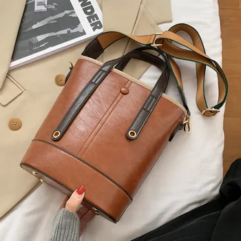 2020 Brand Designer Ladies PU Leather Handbag High Quality Bucket Bags Retro Shoulder Bag Ladies Casual Cross Body Bag
2020 Brand Designer Ladies PU Leather Handbag High Quality Bucket Bags Retro Shoulder Bag Ladies Casual Cross Body Bag
