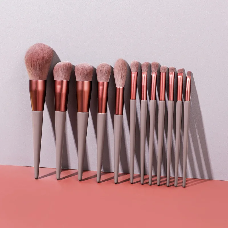 12pcs Complete Makeup Brushes Kit brochas maquillaje Powder Eyebrochas Eyeshadow Brush Brushes With Free Shipping
12pcs Complete Makeup Brushes Kit brochas maquillaje Powder Eyebrochas Eyeshadow Brush Brushes With Free Shipping
