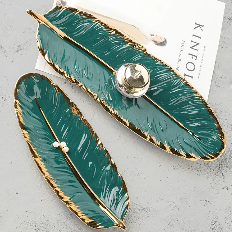 DUNXDECO Home Office Storage Key Accessory Holder Photoing Props Table Organise Artistic Feather Golden Border Container
DUNXDECO Home Office Storage Key Accessory Holder Photoing Props Table Organise Artistic Feather Golden Border Container