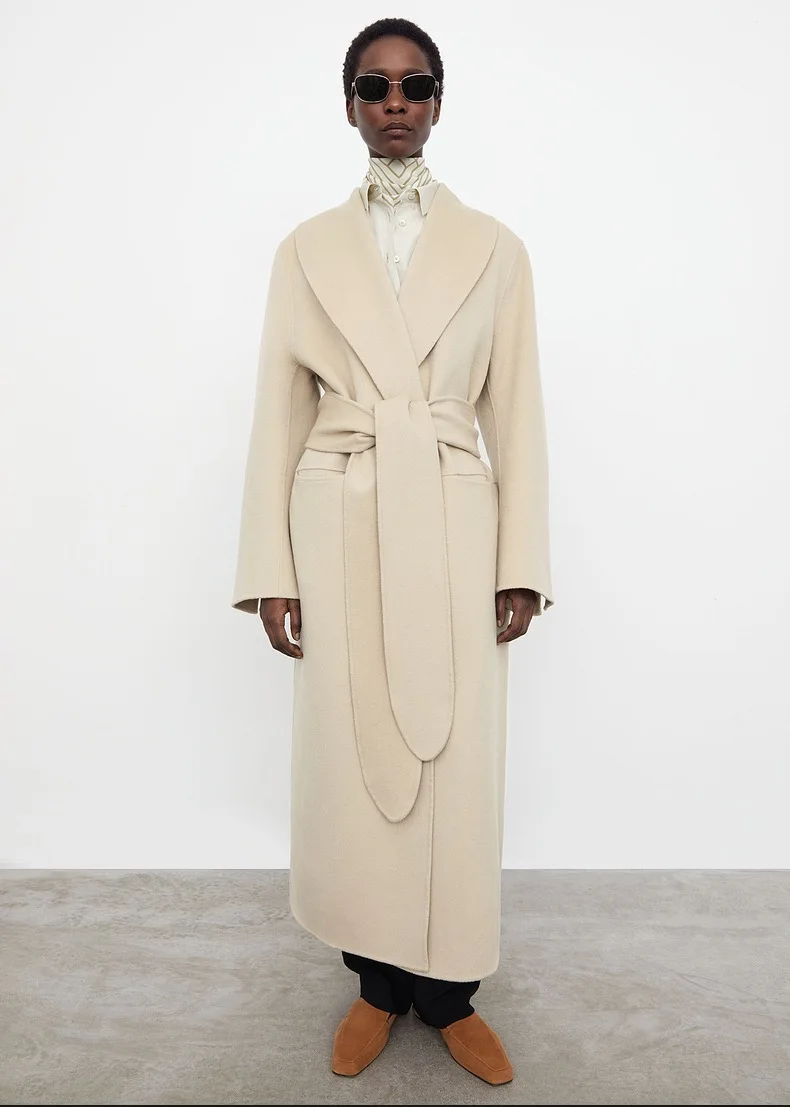 New color! Wool women Long Coat 21 winter season oversize v-neck lether women cardigen belt trench
New color! Wool women Long Coat 21 winter season oversize v-neck lether women cardigen belt trench