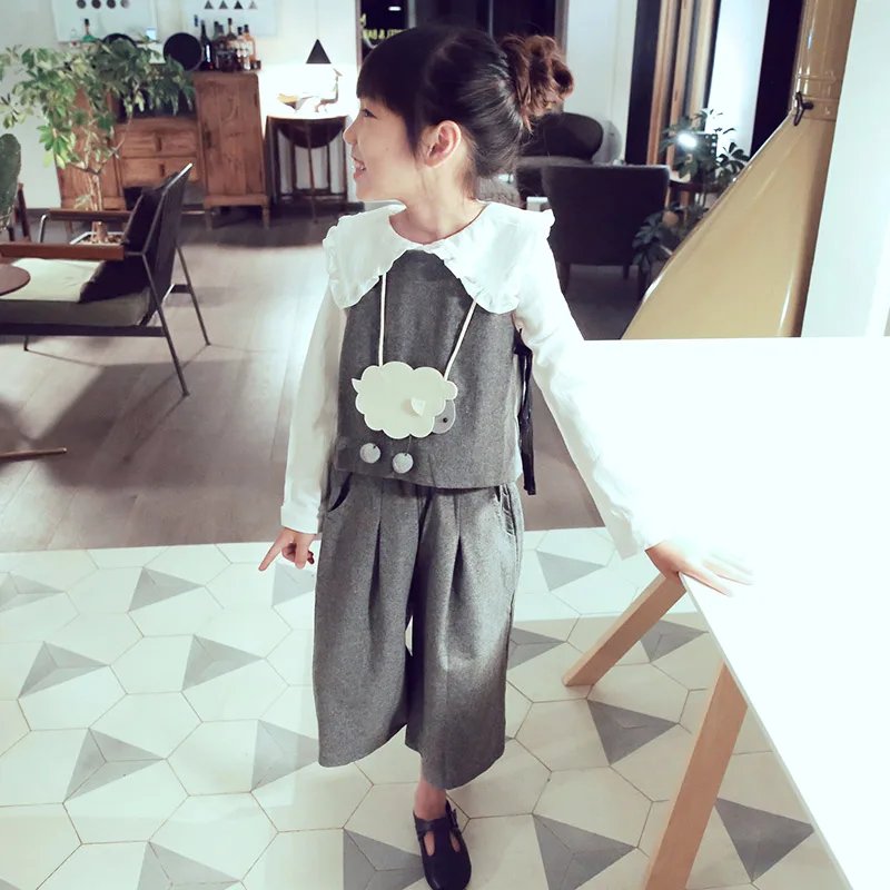 Solid Gray Jacket Cropped Trousers Spring Autumn Set Cartoon Decoration Side Seam Tie Vest Jacket Pants Girl Set
Solid Gray Jacket Cropped Trousers Spring Autumn Set Cartoon Decoration Side Seam Tie Vest Jacket Pants Girl Set