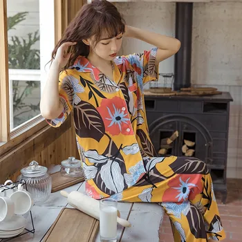Women Pajamas Set Summer Autumn Soft Big Flower Printed Plus Size Loose Short Sleeve Sleepwear Pajamas Suit ins Homewear Femme
Women Pajamas Set Summer Autumn Soft Big Flower Printed Plus Size Loose Short Sleeve Sleepwear Pajamas Suit ins Homewear Femme