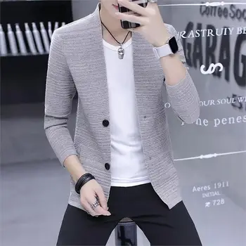 OLOEY 2019 Summer Autumn Mens Jacket Stand Collar Windbreaker Male Blue Baseball Jackets Casual Thin High Quality Coat
OLOEY 2019 Summer Autumn Mens Jacket Stand Collar Windbreaker Male Blue Baseball Jackets Casual Thin High Quality Coat