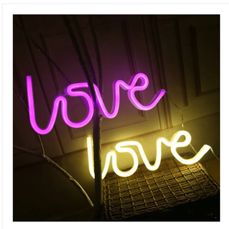 Christmas neon lights girl heart room style decoration wedding romantic arrangement LED lights
Christmas neon lights girl heart room style decoration wedding romantic arrangement LED lights