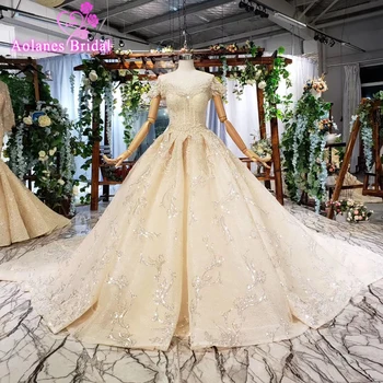 2019 New Design Sweetheart Short Sleeve Beading Pearls Lace Appliques Flowers Wedding Dresses Elegant Plus Size Vestido De Noiva
2019 New Design Sweetheart Short Sleeve Beading Pearls Lace Appliques Flowers Wedding Dresses Elegant Plus Size Vestido De Noiva
