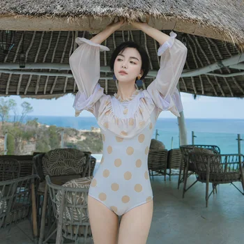 One Peice Swimsuit Women Bikinis 2019 Woman Swimwear Large Size Bathing Suits Korea Pure Sexy Long Sleeve Female Piece Hot Suit
One Peice Swimsuit Women Bikinis 2019 Woman Swimwear Large Size Bathing Suits Korea Pure Sexy Long Sleeve Female Piece Hot Suit