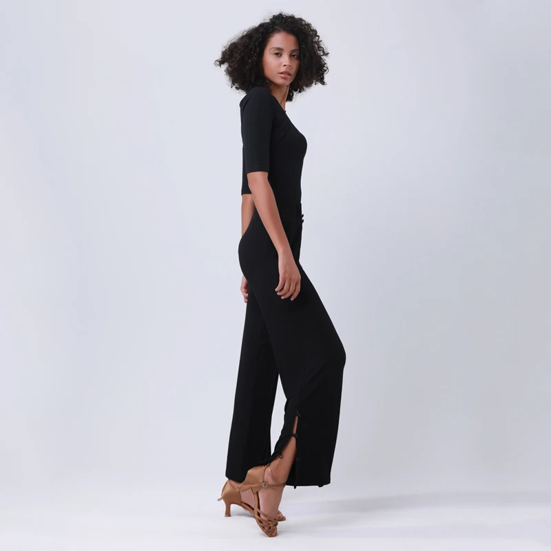 Брюки для латиноамериканских танцев, свободные дизайнерские брюки из модала для классических и современных танцев, с завышенной талией, на пуговицах, с открытым подолом, брюки для бальной комнаты
Брюки для латиноамериканских танцев, свободные дизайнерские брюки из модала для классических и современных танцев, с завышенной талией, на пуговицах, с открытым подолом, брюки для бальной комнаты