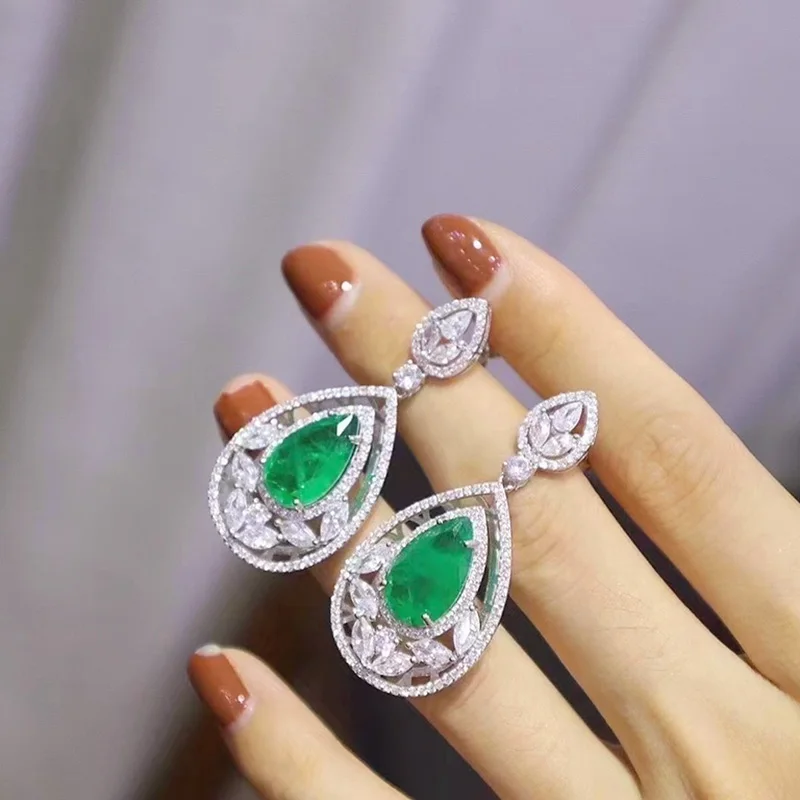 ZOCA Synthetic Color Gemstone Colombian Emerald Earrings Drop Earrings 925 Sterling Silver Artificial Gems Femininity Earrings
ZOCA Synthetic Color Gemstone Colombian Emerald Earrings Drop Earrings 925 Sterling Silver Artificial Gems Femininity Earrings