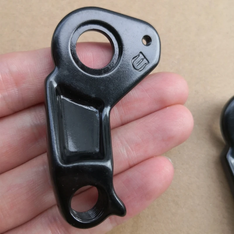 2pc Bicycle rear derailleur hanger For Ghost #EZ2038 Ghost DREAMR FRAMR PATH RIOT SLAMR X Shimano Direct Mount 2016 MECH dropout
2pc Bicycle rear derailleur hanger For Ghost #EZ2038 Ghost DREAMR FRAMR PATH RIOT SLAMR X Shimano Direct Mount 2016 MECH dropout