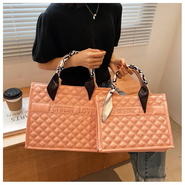 Latest Handbags, Women Famous Brand Design Handbags, Travel Beach Bag, Female Purse, Female Tote Shoulder Bag, High Capacity Totes, Women Products Latest Handbags, Women Famous Brand Design Handbags, Travel Beach Bag, Female Purse, Female Tote Shoulder Bag, High Capacity Totes, Women Products