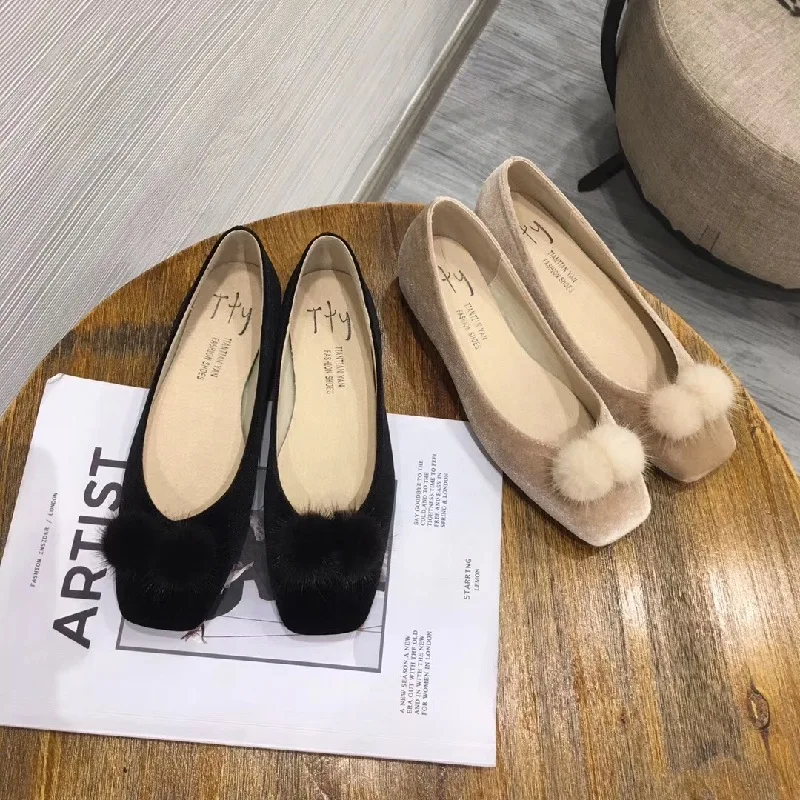 Ladies Summer Fashion Flat Shoes
Ladies Summer Fashion Flat Shoes