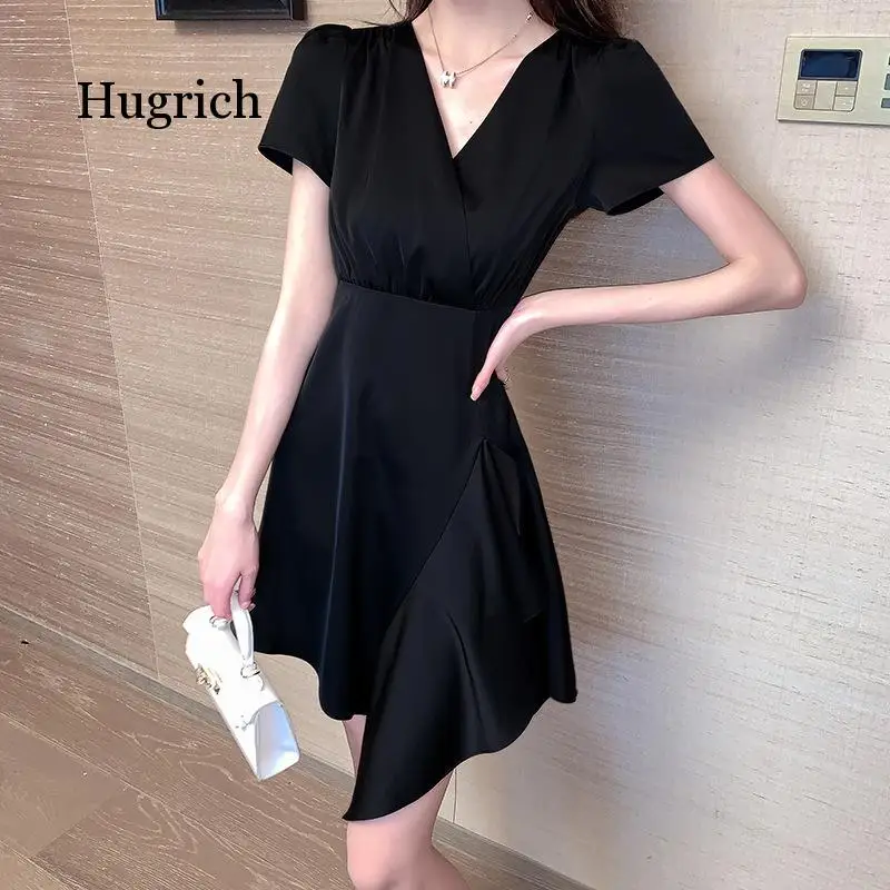 Summer New Style French Foreign Style V-Neck Irregular Short Sleeve Dress Women's Sweet
Summer New Style French Foreign Style V-Neck Irregular Short Sleeve Dress Women's Sweet