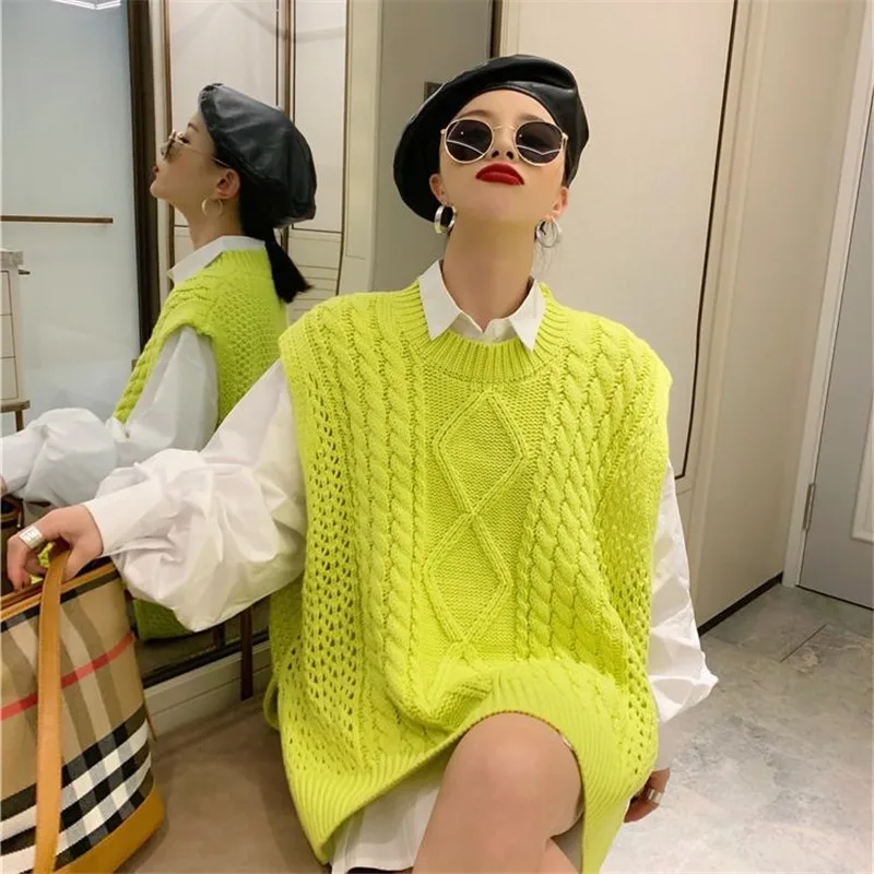 Women Sweater Vest Simple Gray Black Green O-Neck Sleeveless Knitted Sweater Casual Pullover Femme jumper Plus Size
Women Sweater Vest Simple Gray Black Green O-Neck Sleeveless Knitted Sweater Casual Pullover Femme jumper Plus Size