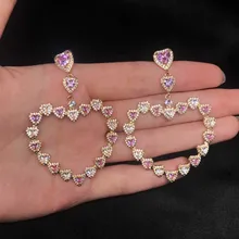 2021 New Trend Hollow Love Heart Dangle Earrings With Pink White Zircon Exaggerated Romantic Jewelry For Women Wedding Party
2021 New Trend Hollow Love Heart Dangle Earrings With Pink White Zircon Exaggerated Romantic Jewelry For Women Wedding Party