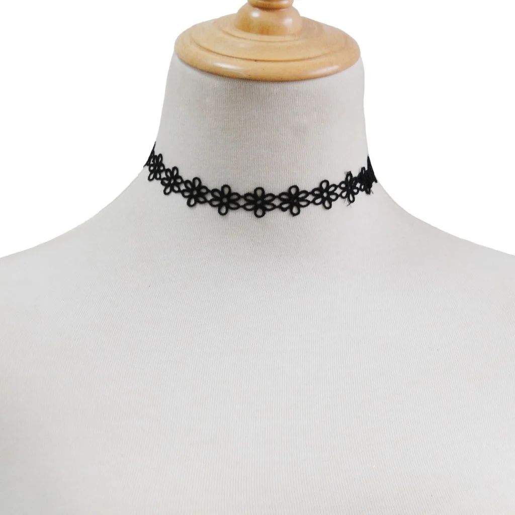 Europe And America New Style Women's Black And White with Pattern Lace Necklace Creative-Cross Border Exaggeration Hot Sales Nec
Europe And America New Style Women's Black And White with Pattern Lace Necklace Creative-Cross Border Exaggeration Hot Sales Nec