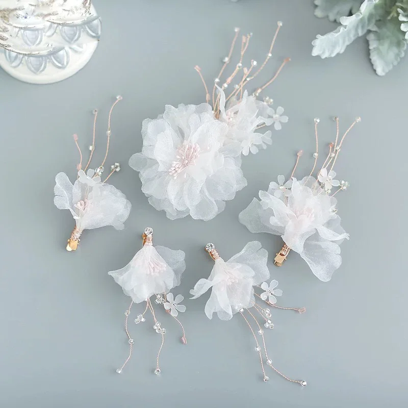 New Bride Headdress Mori Department Sweet crepe Flower Hairpin barrettes Wedding brides hair Accessories
New Bride Headdress Mori Department Sweet crepe Flower Hairpin barrettes Wedding brides hair Accessories