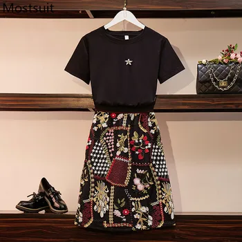 Plus Size Fashion 2 Piece Skirt Sets Outfits Women 2020 Summer Short Sleeve Tshirt + Floral Embroidered High Waist Skirt Suits 
Plus Size Fashion 2 Piece Skirt Sets Outfits Women 2020 Summer Short Sleeve Tshirt + Floral Embroidered High Waist Skirt Suits
