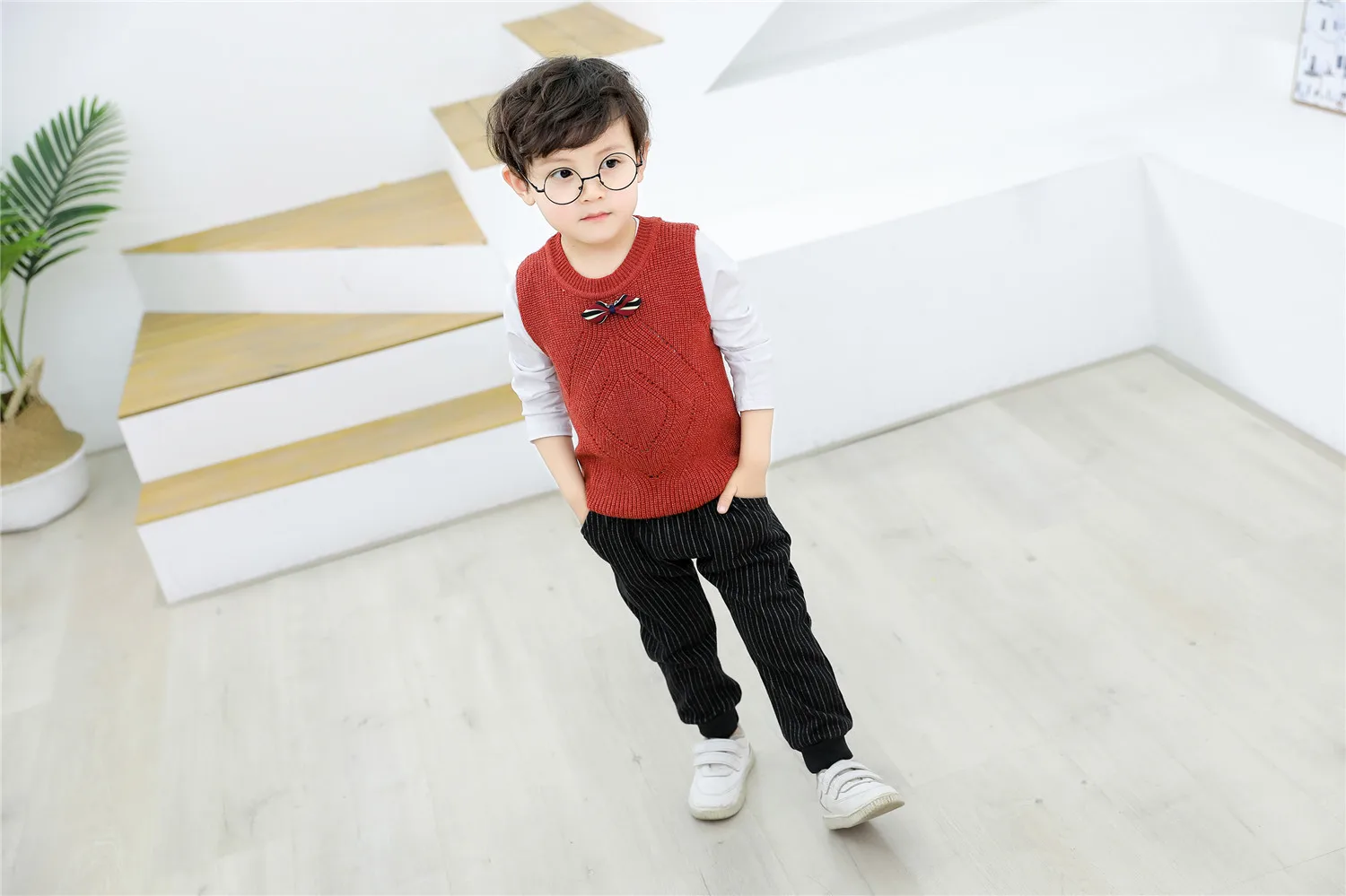 Childrenswear MAN'S Sweater Three-piece Set Spring And Autumn 2019 New Style Boy Set BOY'S Fashionable Trend Western Style Three
Childrenswear MAN'S Sweater Three-piece Set Spring And Autumn 2019 New Style Boy Set BOY'S Fashionable Trend Western Style Three