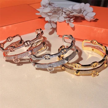 High quality chic bangles brand H bracelets rivet buckle horseshoe bangles two layers micro zircon luxury chic bracelets
High quality chic bangles brand H bracelets rivet buckle horseshoe bangles two layers micro zircon luxury chic bracelets