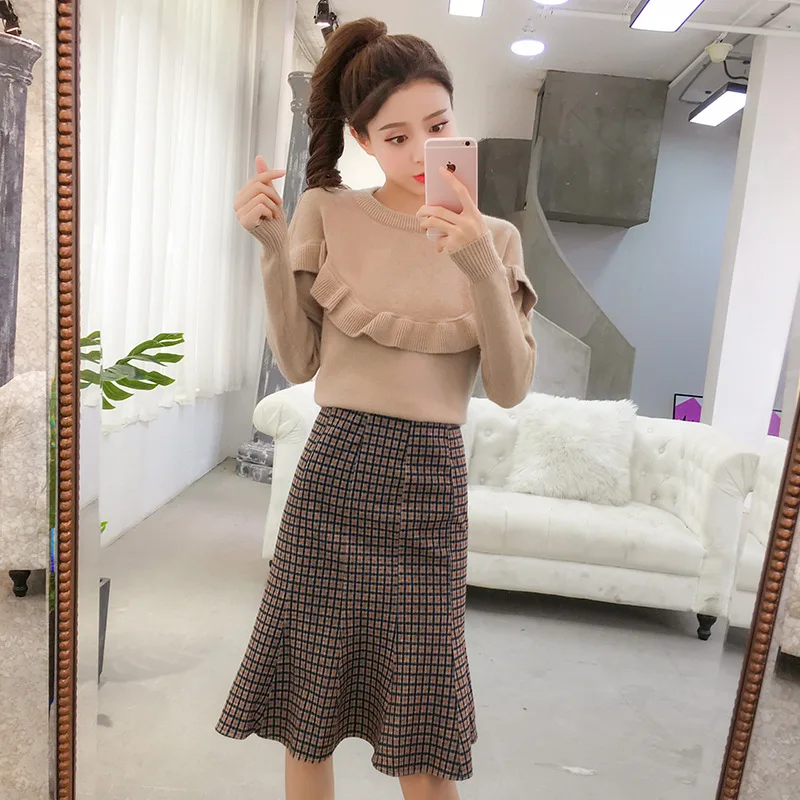 2018 Autumn Sweater Set Flounced Sweater High-waisted Fishtail Skirt Two-Piece Set
2018 Autumn Sweater Set Flounced Sweater High-waisted Fishtail Skirt Two-Piece Set