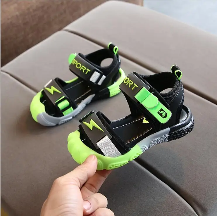2020 Kids Sandals Open Toe Boys Sandals Textile Children Sandals Light-weight Sole Little Boys Summer Shoes size 22#-26#
2020 Kids Sandals Open Toe Boys Sandals Textile Children Sandals Light-weight Sole Little Boys Summer Shoes size 22#-26#