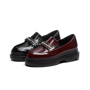 Zorssar Women's Shoes Round-headed Shoes Popular Elements With Beads And Metal Decoration Fashionable Slope Heel Single Shoes
Zorssar Women's Shoes Round-headed Shoes Popular Elements With Beads And Metal Decoration Fashionable Slope Heel Single Shoes