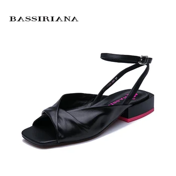 Bassiriana 2020 Summer new women's leather flat sandals with buckle, quality and comfortable. Fashion women shoes
Bassiriana 2020 Summer new women's leather flat sandals with buckle, quality and comfortable. Fashion women shoes