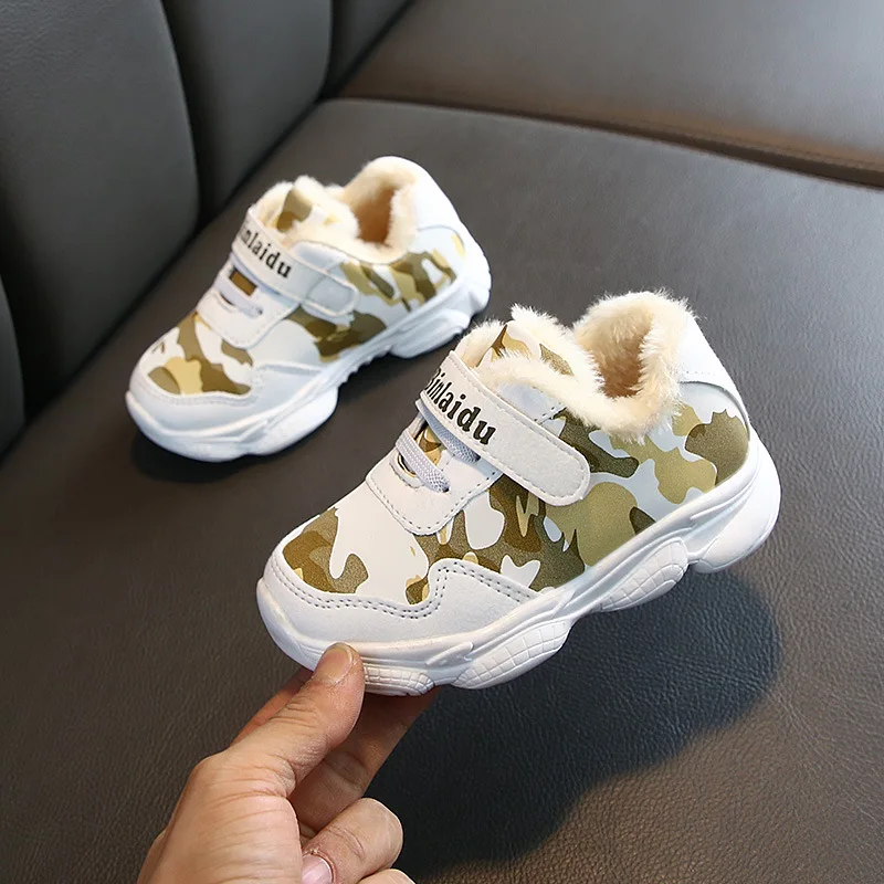 2020 New Spring Children Sports Shoes Boys Breathable Running Sneakers Kids Outside Travelling Leather Shoes Size 21 To Size 30 
2020 New Spring Children Sports Shoes Boys Breathable Running Sneakers Kids Outside Travelling Leather Shoes Size 21 To Size 30