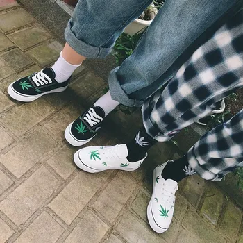 Women Leaves Graphic Fashion Canvas Shoes White Platform New Breathable Sneakers Harajuku Casual Sports Black Zapatos 2020 Tenis 
Women Leaves Graphic Fashion Canvas Shoes White Platform New Breathable Sneakers Harajuku Casual Sports Black Zapatos 2020 Tenis