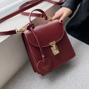 French Square Women Bag 2020 New Wild Cross-body Bag High-end Fashion Handbag Love Pendant
French Square Women Bag 2020 New Wild Cross-body Bag High-end Fashion Handbag Love Pendant