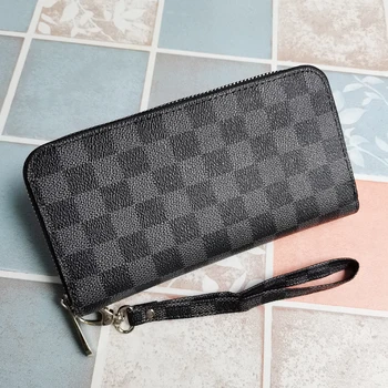 Long Wallet Women's Mid-length Zipper Bag Couple Clutch Bag Male Bill Holder Large Capacity Wallet Clutch
Long Wallet Women's Mid-length Zipper Bag Couple Clutch Bag Male Bill Holder Large Capacity Wallet Clutch