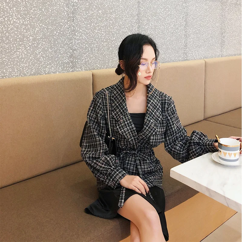 Hong ga 2019 Small Fragrant Ventilation Network Red Celebrity Style Delicacy Pattern Textile Fabrics Retro Waist Hugging Suit Ja
Hong ga 2019 Small Fragrant Ventilation Network Red Celebrity Style Delicacy Pattern Textile Fabrics Retro Waist Hugging Suit Ja