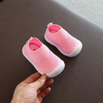 2019 Baby Shoes Solid Color Knitting Girls Boys Shoes Casual Mesh Soft Bottom Comfortable Non-slip Kid Baby Shoes First Walkers 
2019 Baby Shoes Solid Color Knitting Girls Boys Shoes Casual Mesh Soft Bottom Comfortable Non-slip Kid Baby Shoes First Walkers