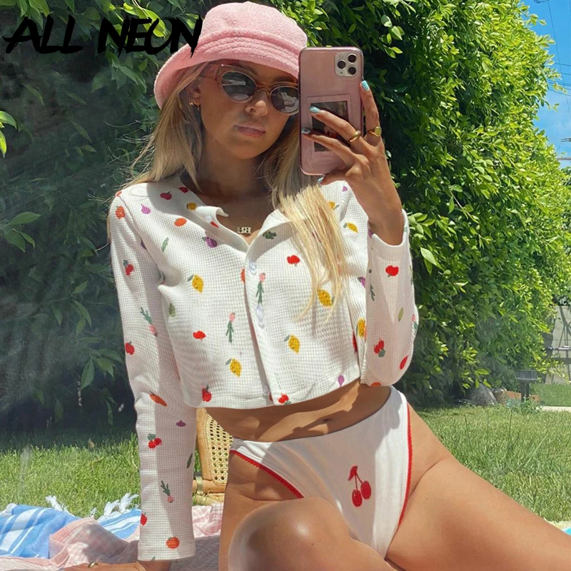 ALLNeon E-girl Sweet Fruit Pattern Single-breasted Long Sleeve T-shirts Autumn Casual Printing O-neck Cropped Top 90s Streetwear
ALLNeon E-girl Sweet Fruit Pattern Single-breasted Long Sleeve T-shirts Autumn Casual Printing O-neck Cropped Top 90s Streetwear
