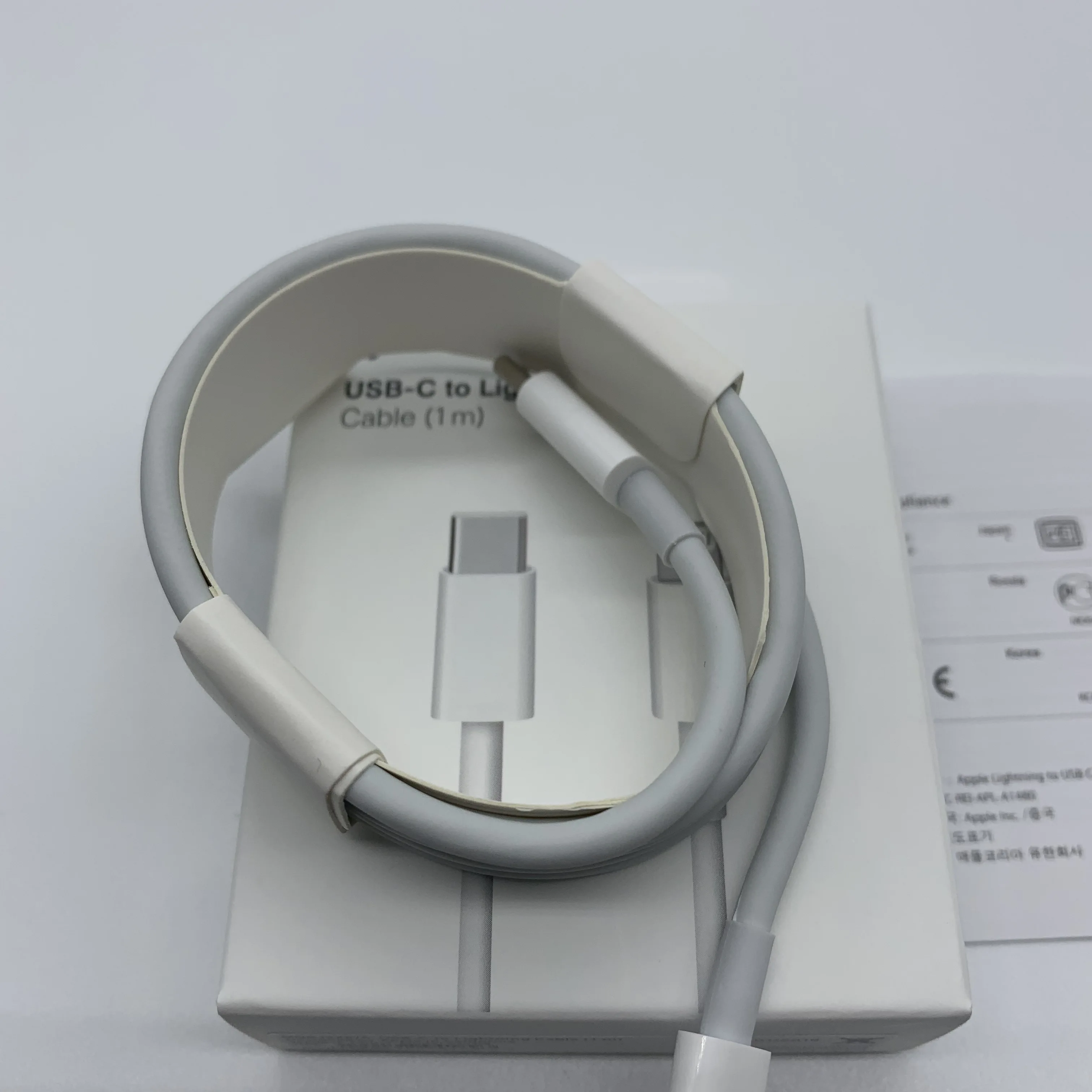 100pcs/1m 2m Fast PD Cable Lighting to Type C Cable Charging Wire USB C to 8 pin Data Sync For Phone 11 Pro Max Macbook
100pcs/1m 2m Fast PD Cable Lighting to Type C Cable Charging Wire USB C to 8 pin Data Sync For Phone 11 Pro Max Macbook