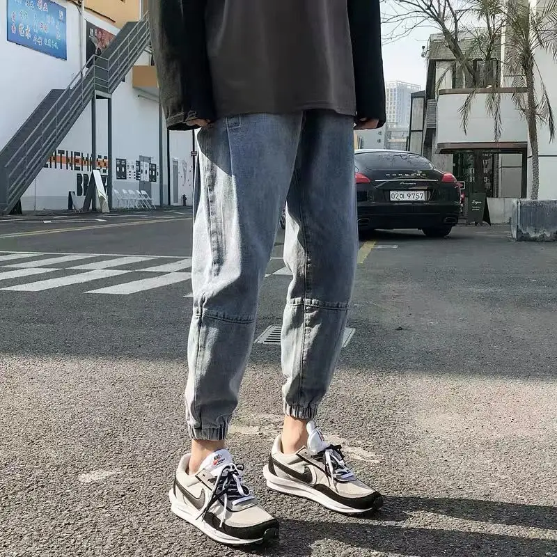 Mens Jeans Cotton Slim Elastic Waist Stretch Cropped Trousers Loose-Fitting All-Match Korean Style Denim Pencil Pants
Mens Jeans Cotton Slim Elastic Waist Stretch Cropped Trousers Loose-Fitting All-Match Korean Style Denim Pencil Pants