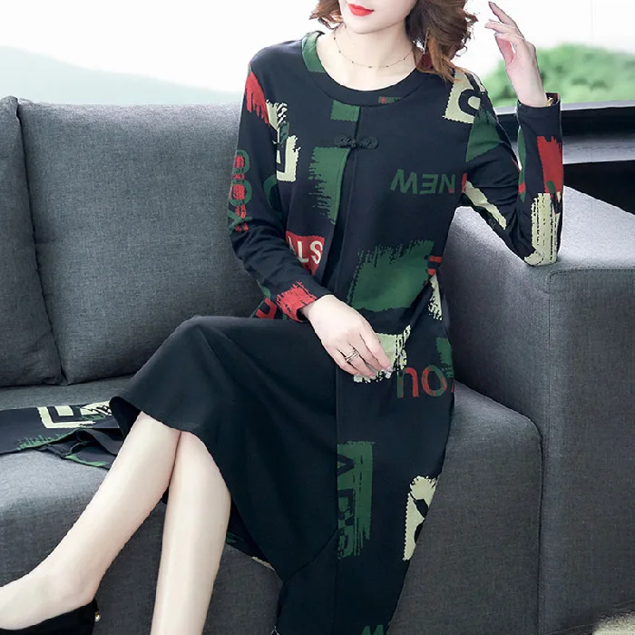 2019 Autumn Clothing New Style Middle-aged Mom Knit Mock Two-Piece Dress Women's Large Size Dress Kuotaitai Base Skirt
2019 Autumn Clothing New Style Middle-aged Mom Knit Mock Two-Piece Dress Women's Large Size Dress Kuotaitai Base Skirt