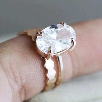 Huitan Trendy Luxury Oval Cutting AAA Cubic Zircon 2PC Wedding Ring Sets Creative Wave Band Rose Gold Color Bridal Ring Sets
Huitan Trendy Luxury Oval Cutting AAA Cubic Zircon 2PC Wedding Ring Sets Creative Wave Band Rose Gold Color Bridal Ring Sets