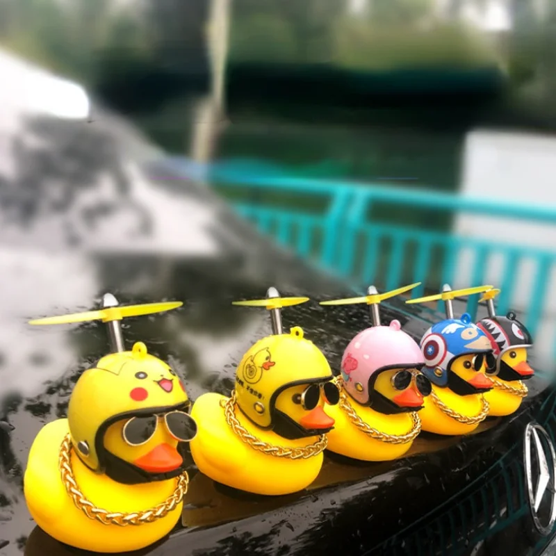 New Tide Cool Rubber Duck Toy Car Ornaments Yellow with Propeller Helmet Dashboard Decor Squeaking Glowing Toys | Украшения и