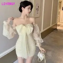 2022One-shoulder dress French mesh gauze waist summer new style bow knot long-sleeved temperament package hip female
2022One-shoulder dress French mesh gauze waist summer new style bow knot long-sleeved temperament package hip female