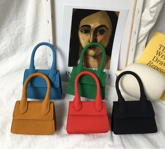 Women Mini Small Square Bags 2020 New Designer Alligator Pattern PU Leather Handbags Solid Color Retro Shoulder Messenger Bags
Women Mini Small Square Bags 2020 New Designer Alligator Pattern PU Leather Handbags Solid Color Retro Shoulder Messenger Bags