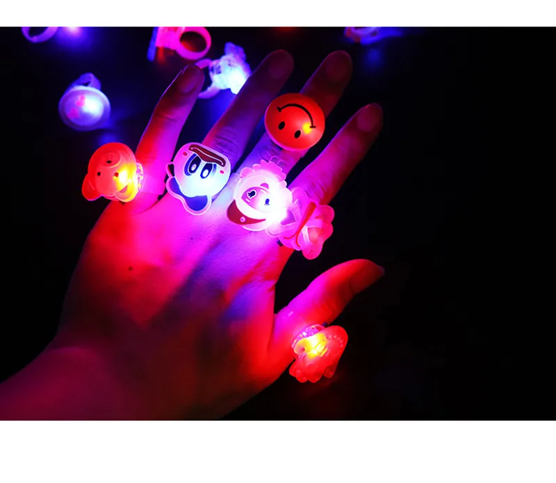 Children's 1/5pcs Creative LED Flash Finger Light Kids Luminous Color Light-up Rings Bar Party Concert Xmas Gifts Light Up Toys
Children's 1/5pcs Creative LED Flash Finger Light Kids Luminous Color Light-up Rings Bar Party Concert Xmas Gifts Light Up Toys