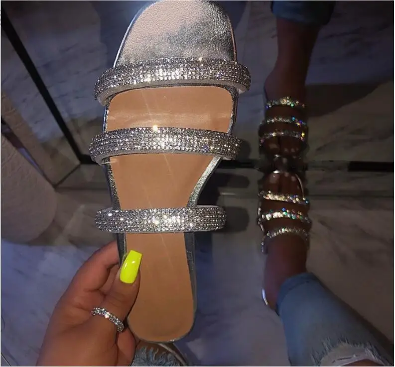 2019 new women summer open toe slipper flash crystal comfortable non-slip waterproof soft bottom casual beach sandals
2019 new women summer open toe slipper flash crystal comfortable non-slip waterproof soft bottom casual beach sandals
