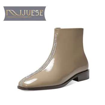 MLJUESE 2021 women Ankle boots Cow leather Winter short plush Square Toe Crystal Zipper Low heels female Riding boots size 40
MLJUESE 2021 women Ankle boots Cow leather Winter short plush Square Toe Crystal Zipper Low heels female Riding boots size 40