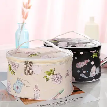 Fashion Letter Makeup Bag Multifunction Lady Square Travel Tote Large Capacity Convenient Printing Waterproof Makeup Washing Bag
Fashion Letter Makeup Bag Multifunction Lady Square Travel Tote Large Capacity Convenient Printing Waterproof Makeup Washing Bag