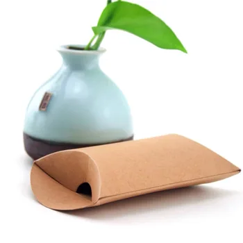 50pcs/lot Kraft Paper Pillow Candy Box Black/White Kraft Wedding Favors Gift Candy Boxes Home Baby Shower Party Supplies
50pcs/lot Kraft Paper Pillow Candy Box Black/White Kraft Wedding Favors Gift Candy Boxes Home Baby Shower Party Supplies