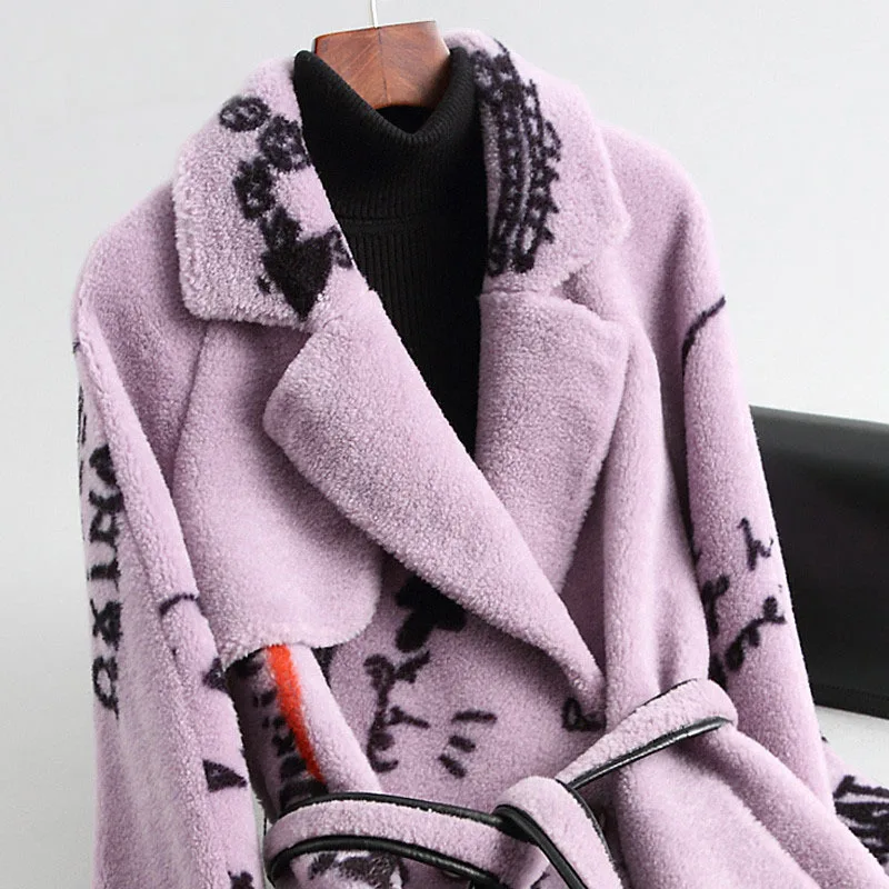 Long-term stock) Spring 2019 new wool fur overcoat Lady's long print sheep shearing jacket 77
Long-term stock) Spring 2019 new wool fur overcoat Lady's long print sheep shearing jacket 77